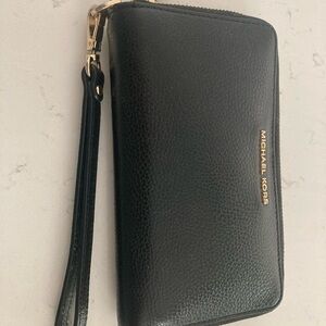Michael Kors Black Wristlet Wallet